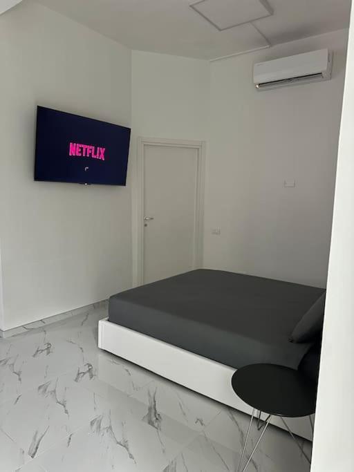 Cernusco Luxury Milanese Apartment チェルヌスコ・スル・ナヴィーリオ エクステリア 写真