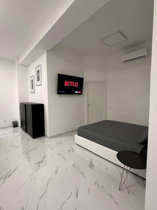 Cernusco Luxury Milanese Apartment チェルヌスコ・スル・ナヴィーリオ エクステリア 写真