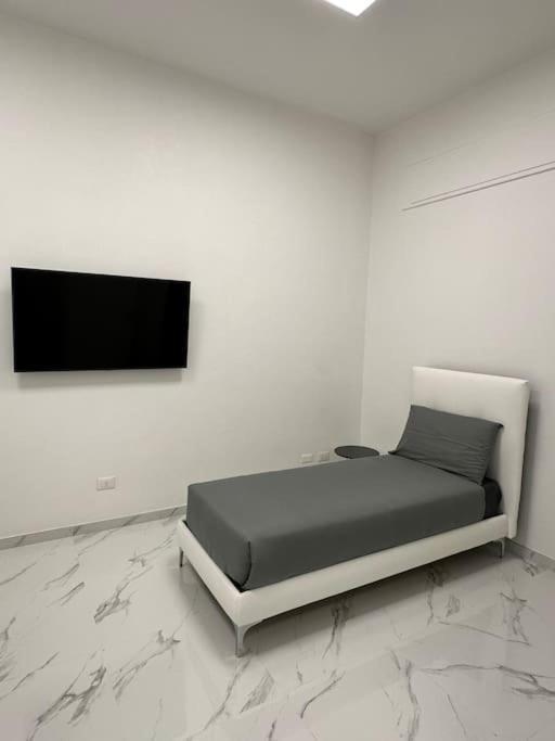 Cernusco Luxury Milanese Apartment チェルヌスコ・スル・ナヴィーリオ エクステリア 写真